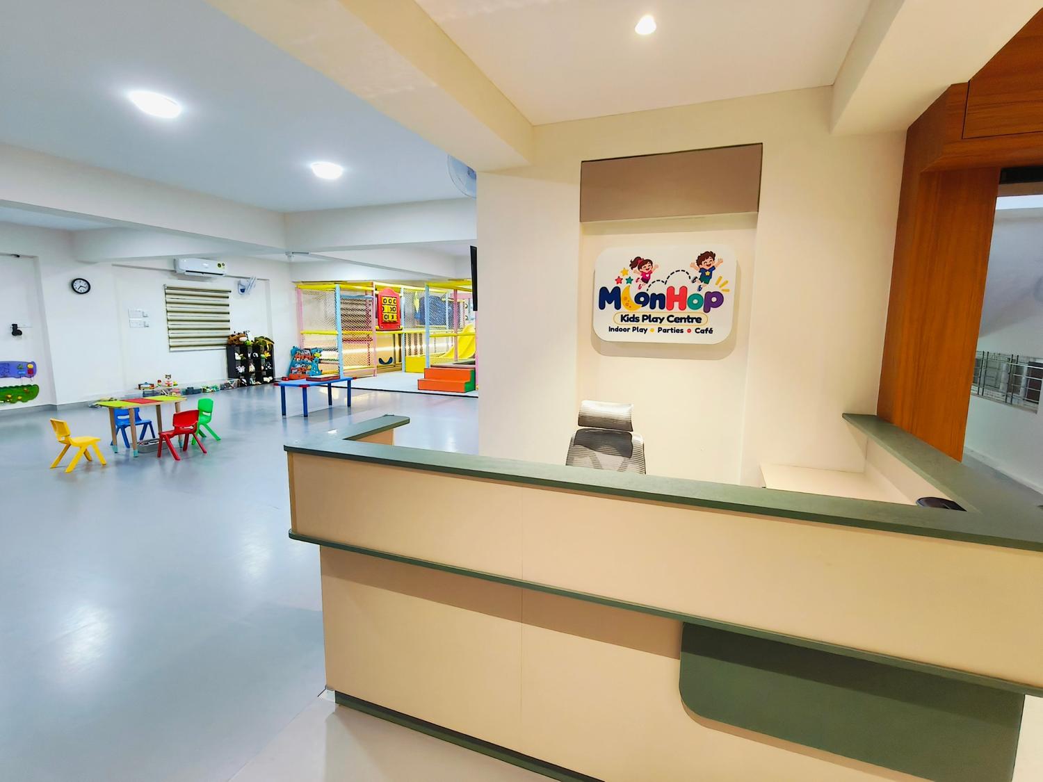 MoonHop reception desk